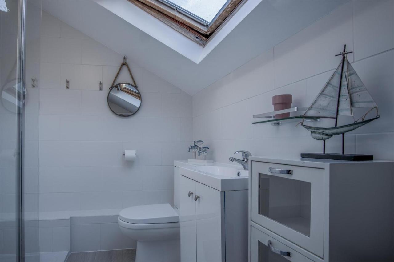 Caleb'S Cottage - 4 Bedroom Cottage - Solva Bagian luar foto