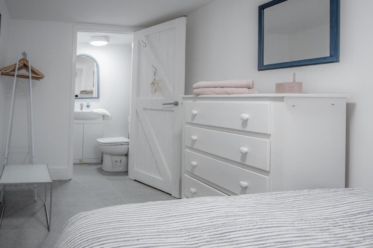 Caleb'S Cottage - 4 Bedroom Cottage - Solva Bagian luar foto
