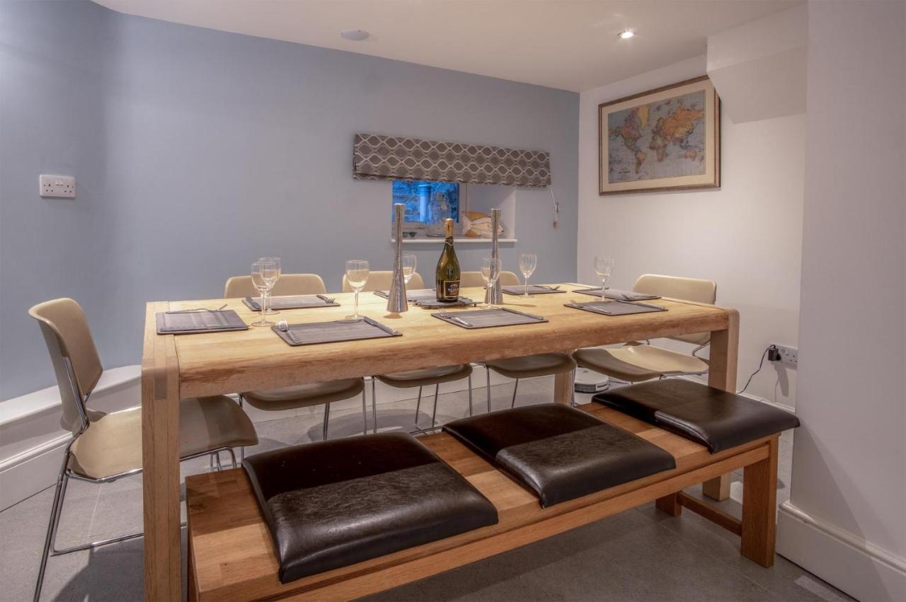Caleb'S Cottage - 4 Bedroom Cottage - Solva Bagian luar foto