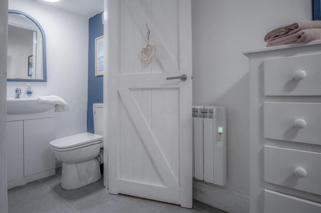 Caleb'S Cottage - 4 Bedroom Cottage - Solva Bagian luar foto