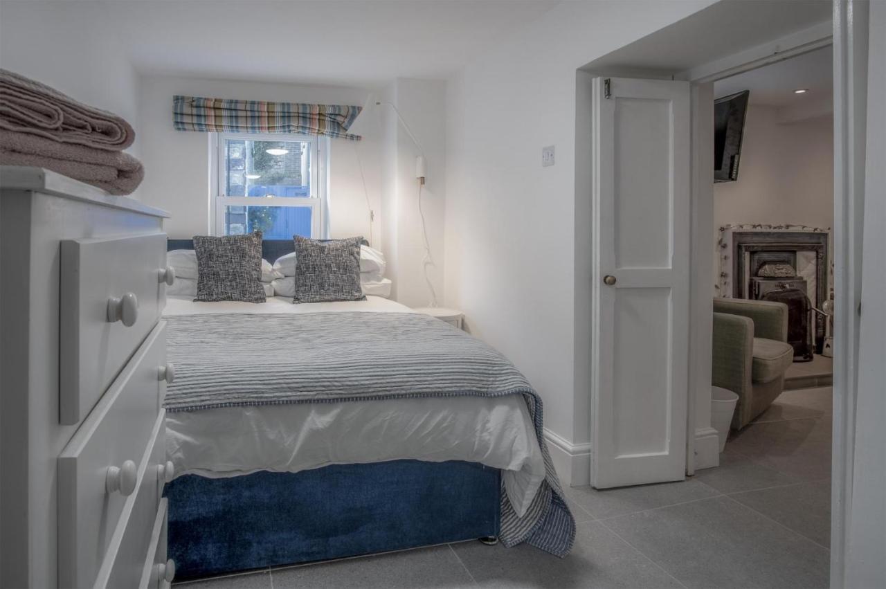 Caleb'S Cottage - 4 Bedroom Cottage - Solva Bagian luar foto